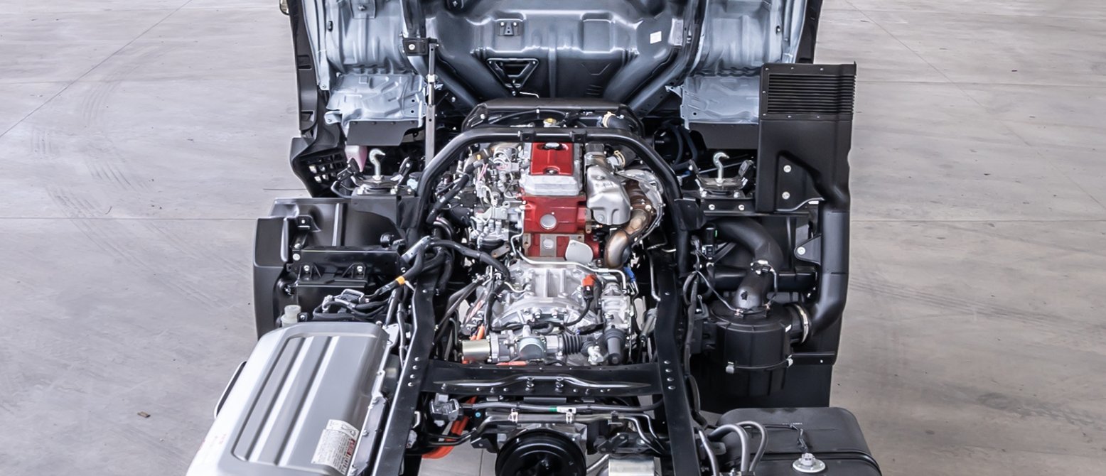 Funcionamiento del camión, con vista a batería, filtro de aceite, motor, etc.